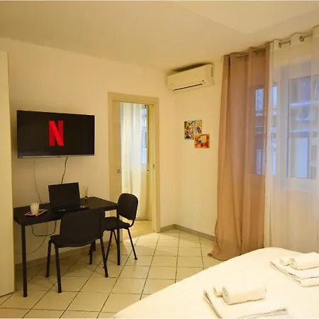 Sara's House Station * Барі